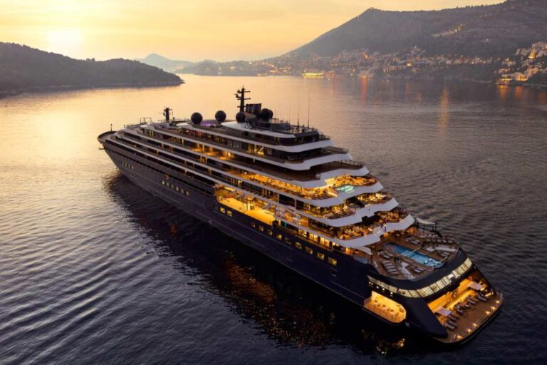 10 Most Luxurious Cruises in the World Best Cruise Ships 2025